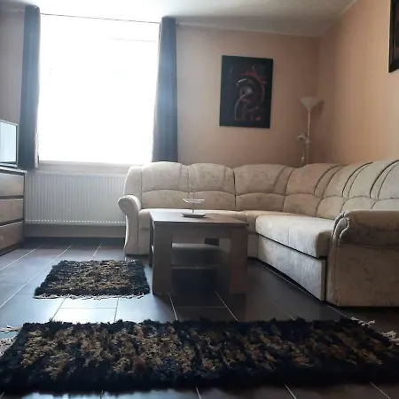 Monzi Apartmanhaz Apartment *
