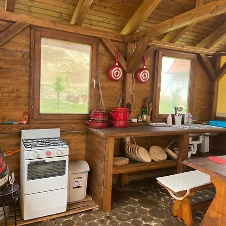 Monzi Apartmanház Apartamento Hévíz