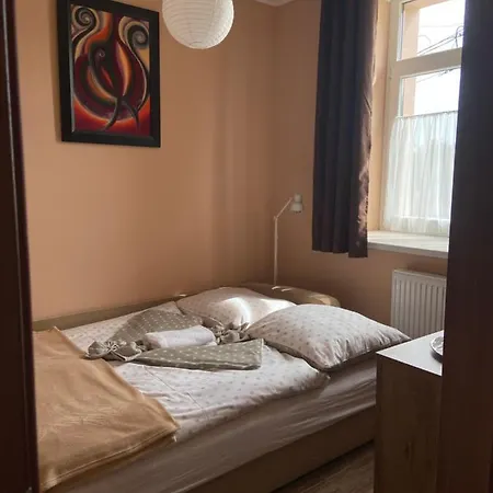 Monzi Apartmanház *