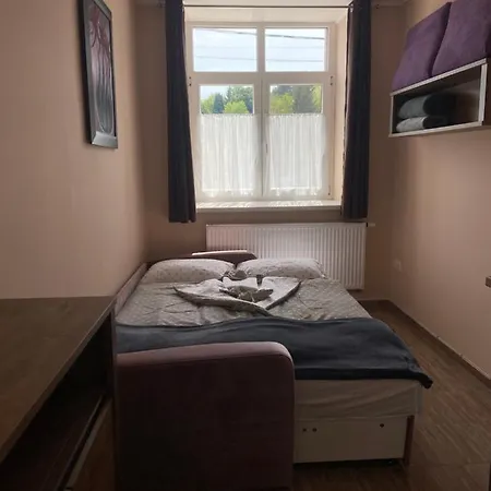 Monzi Apartmanház Apartamento *