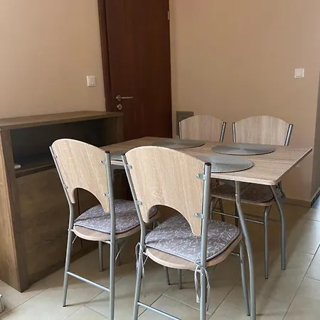 Monzi Apartmanház
