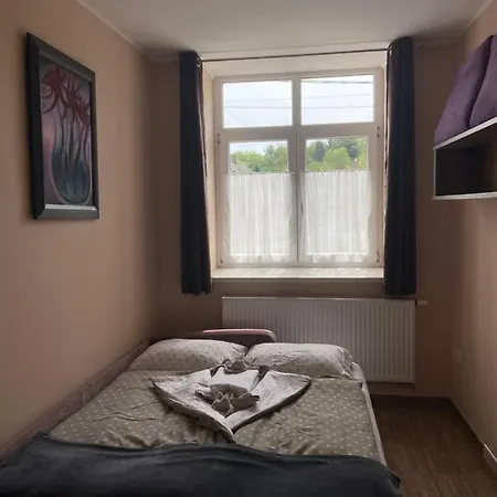 Apartamento Monzi Apartmanház