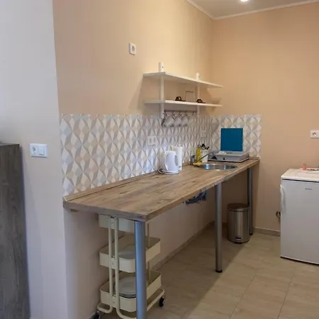Apartamento Monzi Apartmanház