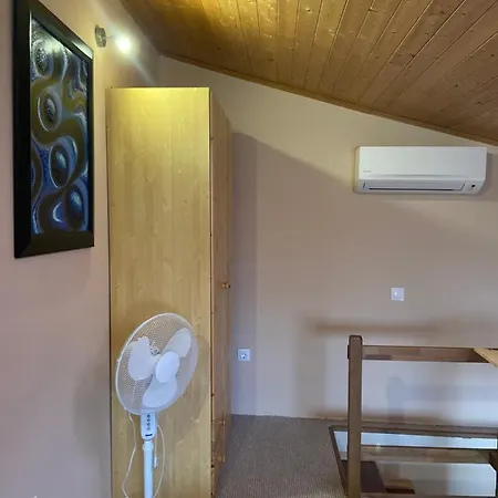Monzi Apartmanház